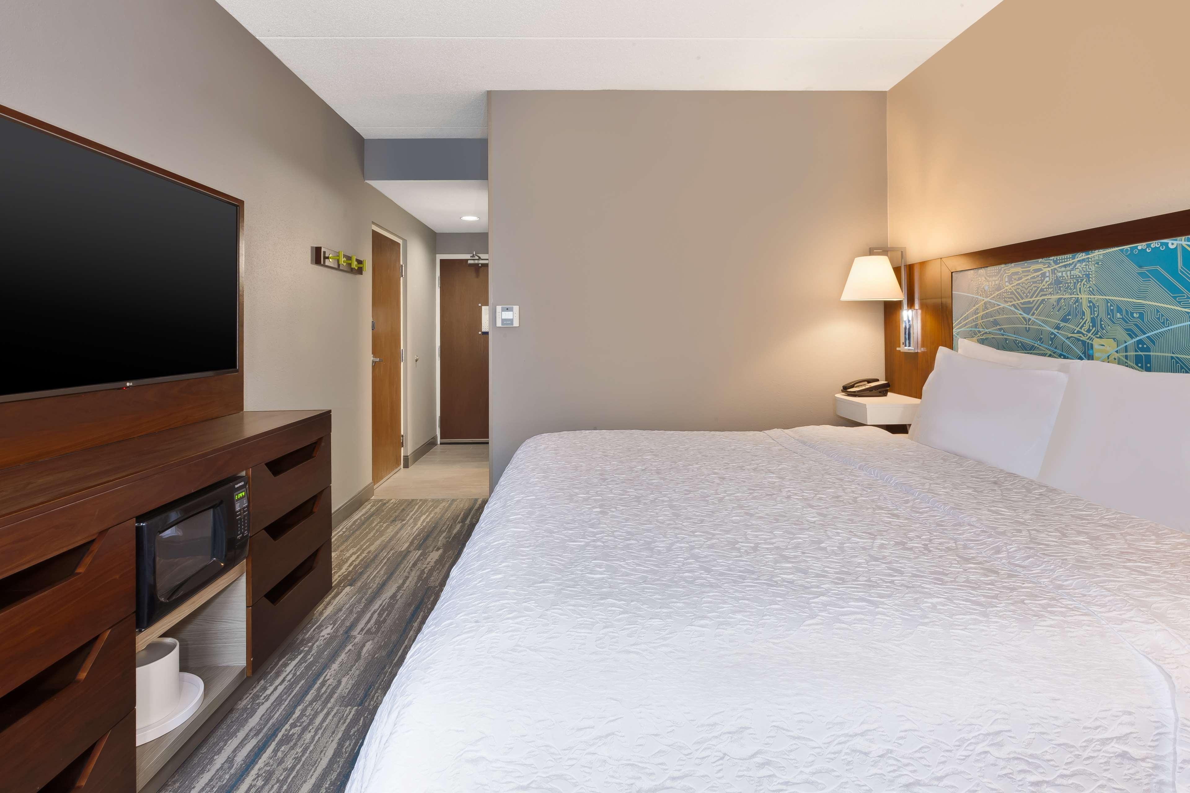 Hampton Inn Τράβερς Σίτι Εξωτερικό φωτογραφία