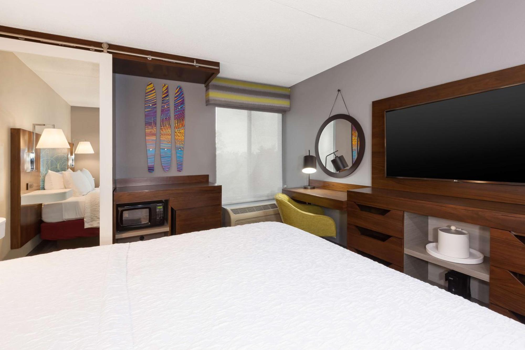 Hampton Inn Τράβερς Σίτι Εξωτερικό φωτογραφία