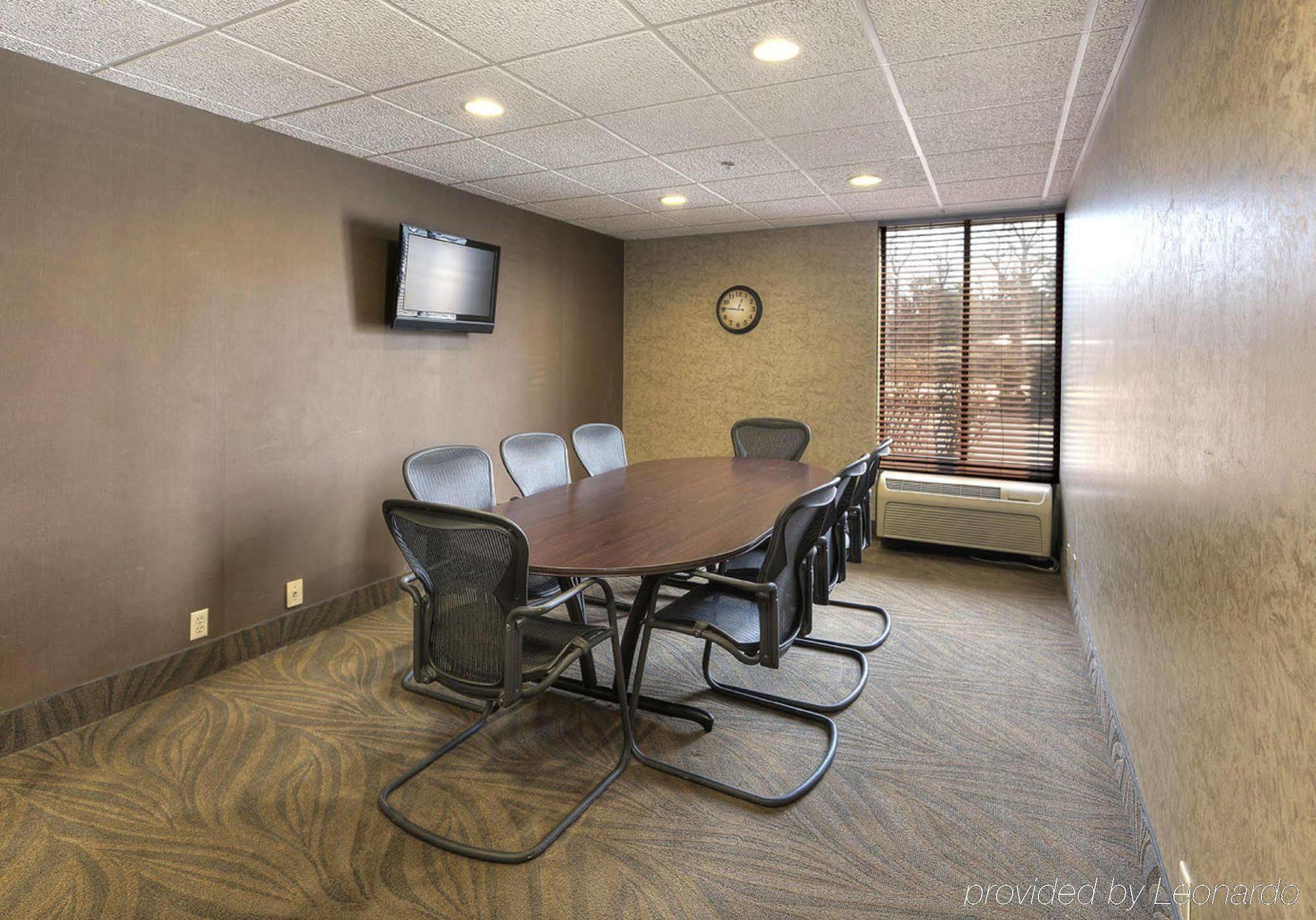 Hampton Inn Τράβερς Σίτι Εξωτερικό φωτογραφία